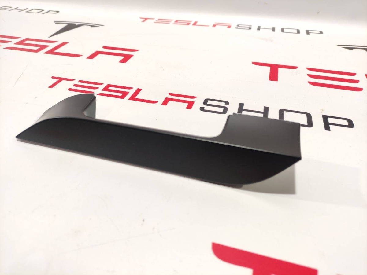 Ручка наружная к Tesla Model S 2019