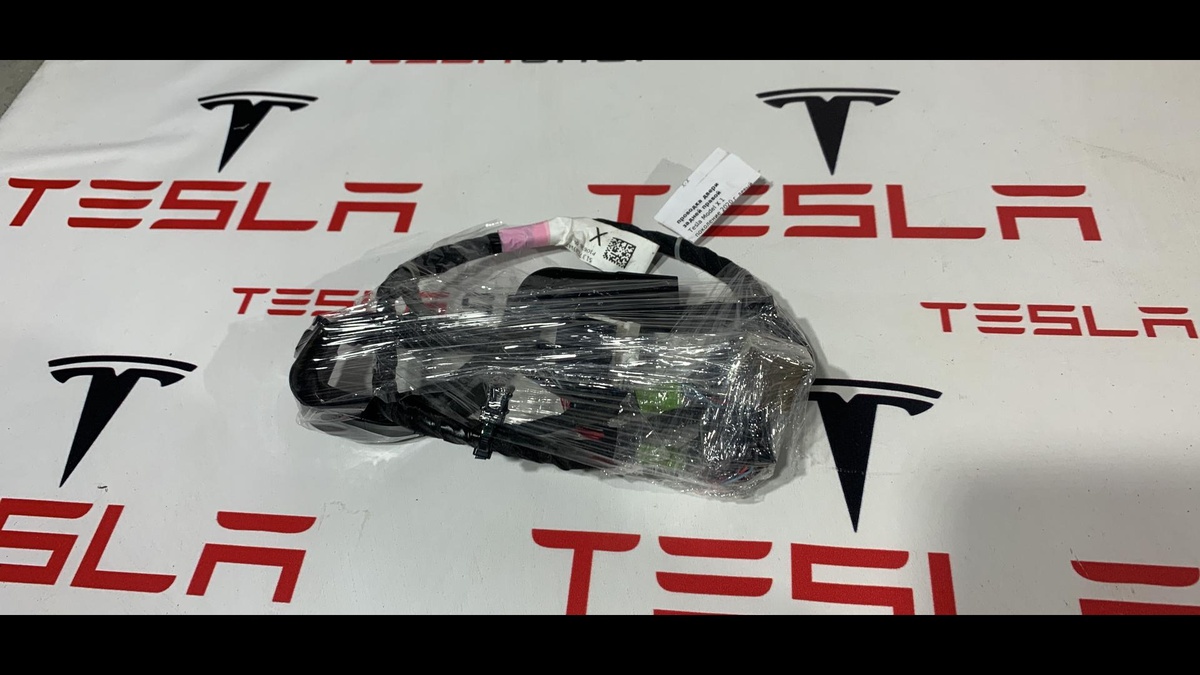 Проводка двери к Tesla Model X 2020