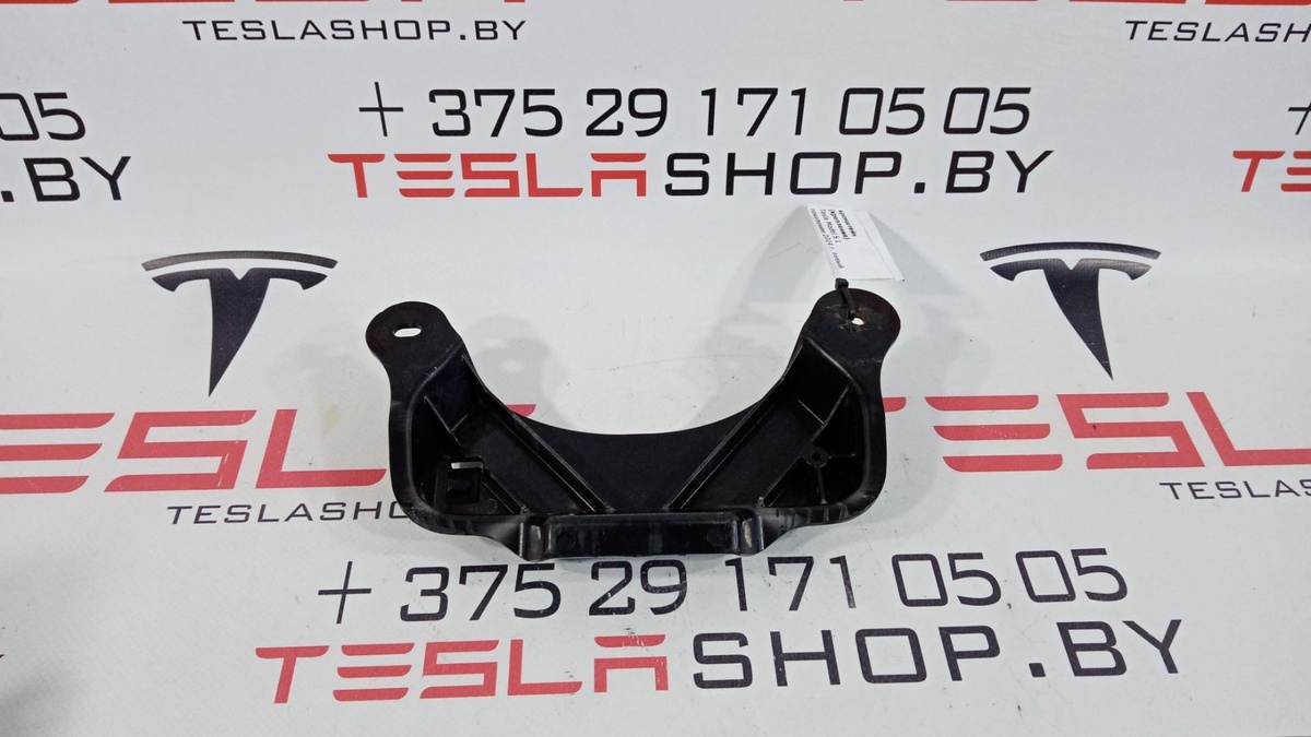 Антенна системы Комфортный доступ к Tesla Model S 2014