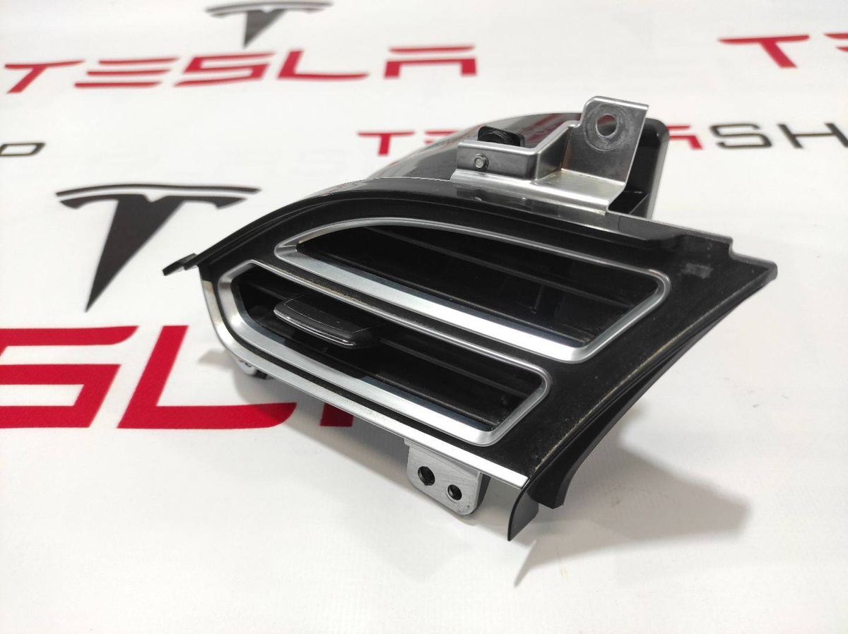 Воздуховод к Tesla Model S 2015
