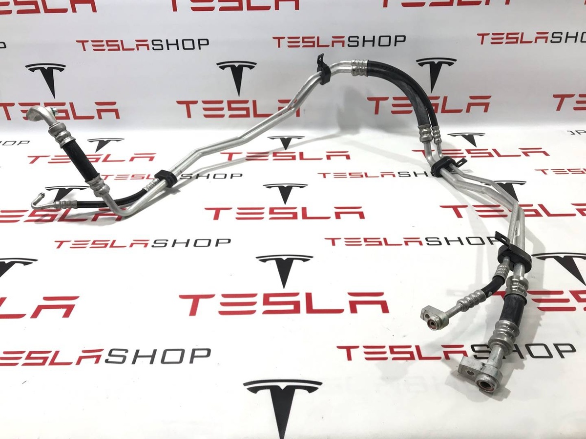 Трубка кондиционера к Tesla Model X 2017