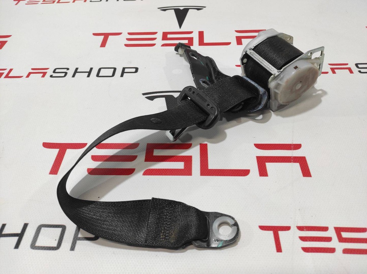 Ремень безопасности к Tesla Model S 2016