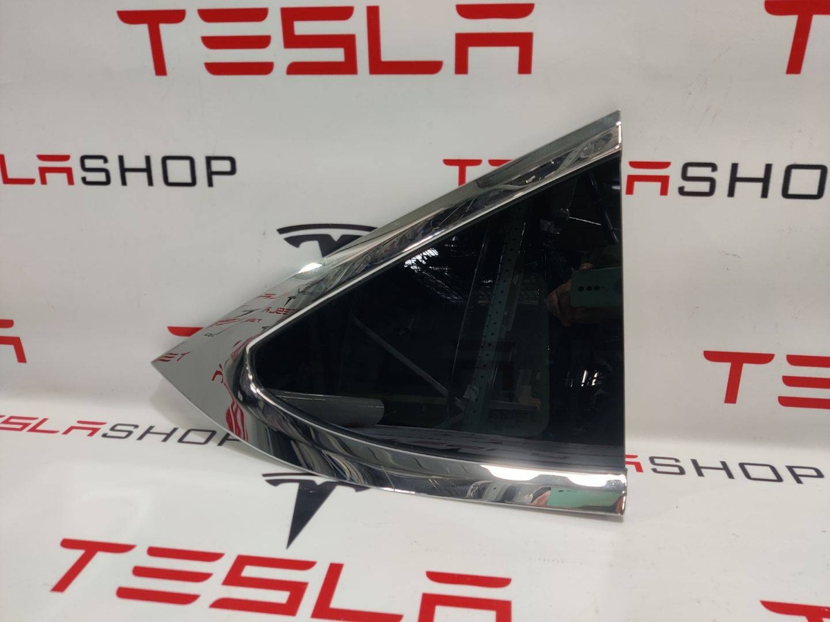 Стекло заднее к Tesla Model X 2019