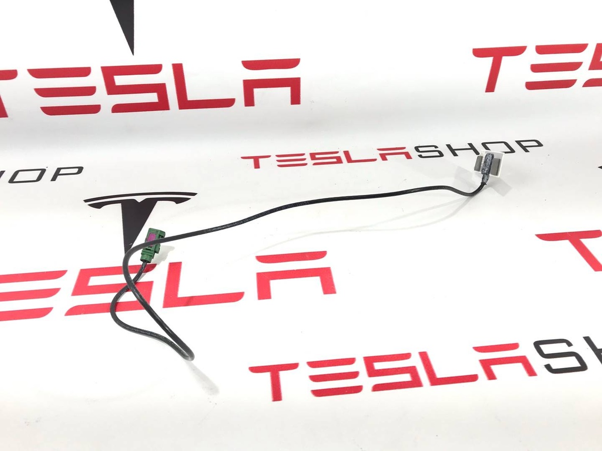 Антенна Bluetooth к Tesla Model X 2017