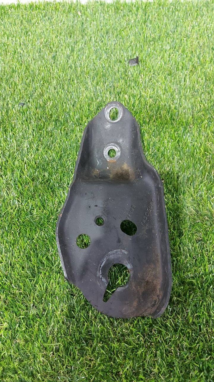 Кронштейн крепления балки подвески к Ford Mustang 2019