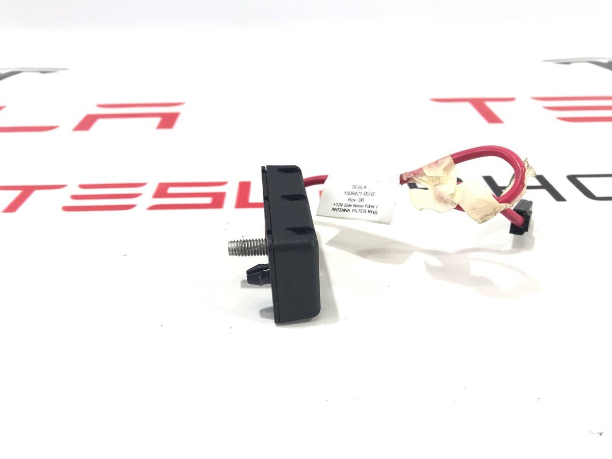 Антенна  к Tesla Model S 2021