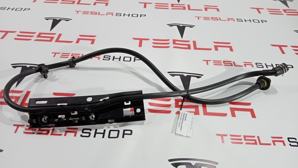 Стекло панорамной крыши к Tesla Model S 2015