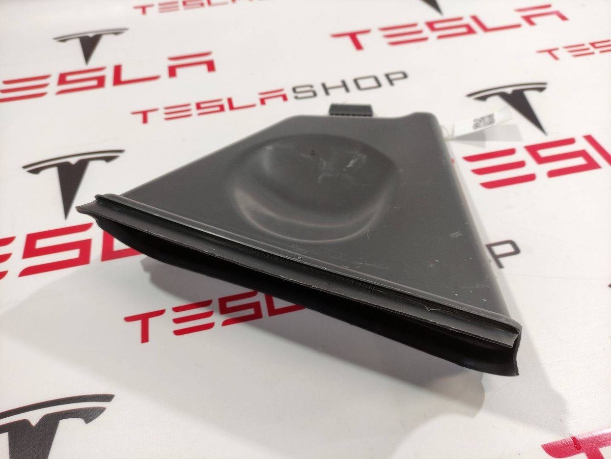 Воздуховод к Tesla Model 3 2018