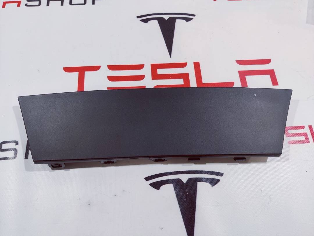 Заглушка к Tesla Model Y 2021
