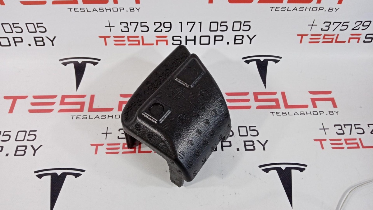 Крепление сиденья к Tesla Model 3 2019