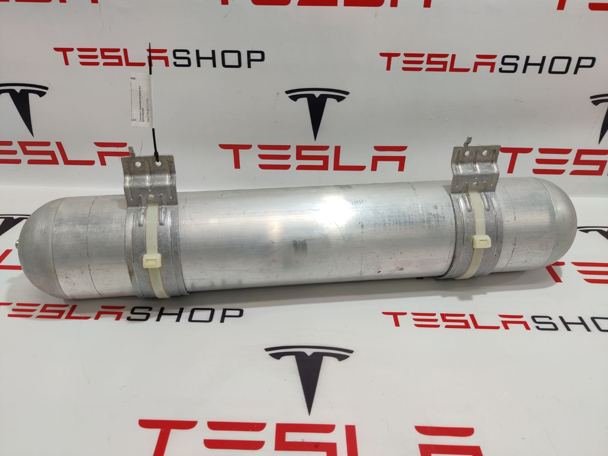 Ресивер пневмоподвески к Tesla Model X 2016