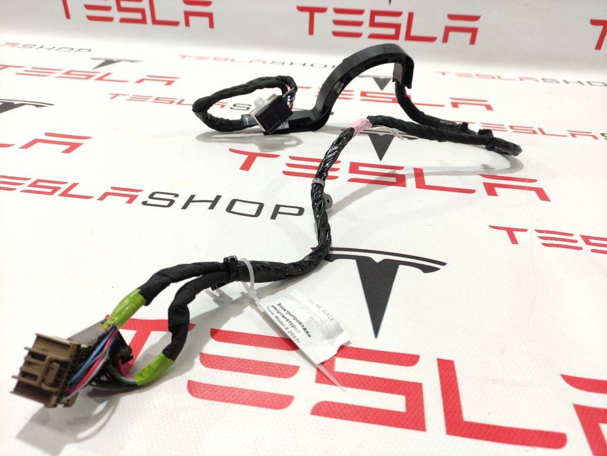 Проводка двери к Tesla Model X 2017