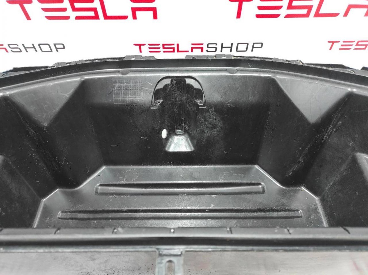 Корыто пластиковое к Tesla Model S 2020