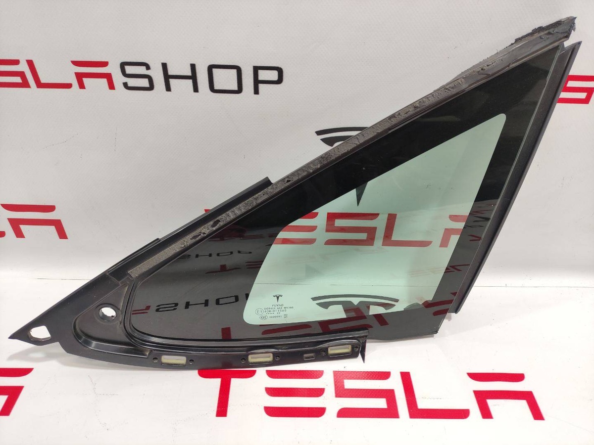 Стекло заднее к Tesla Model S 2022