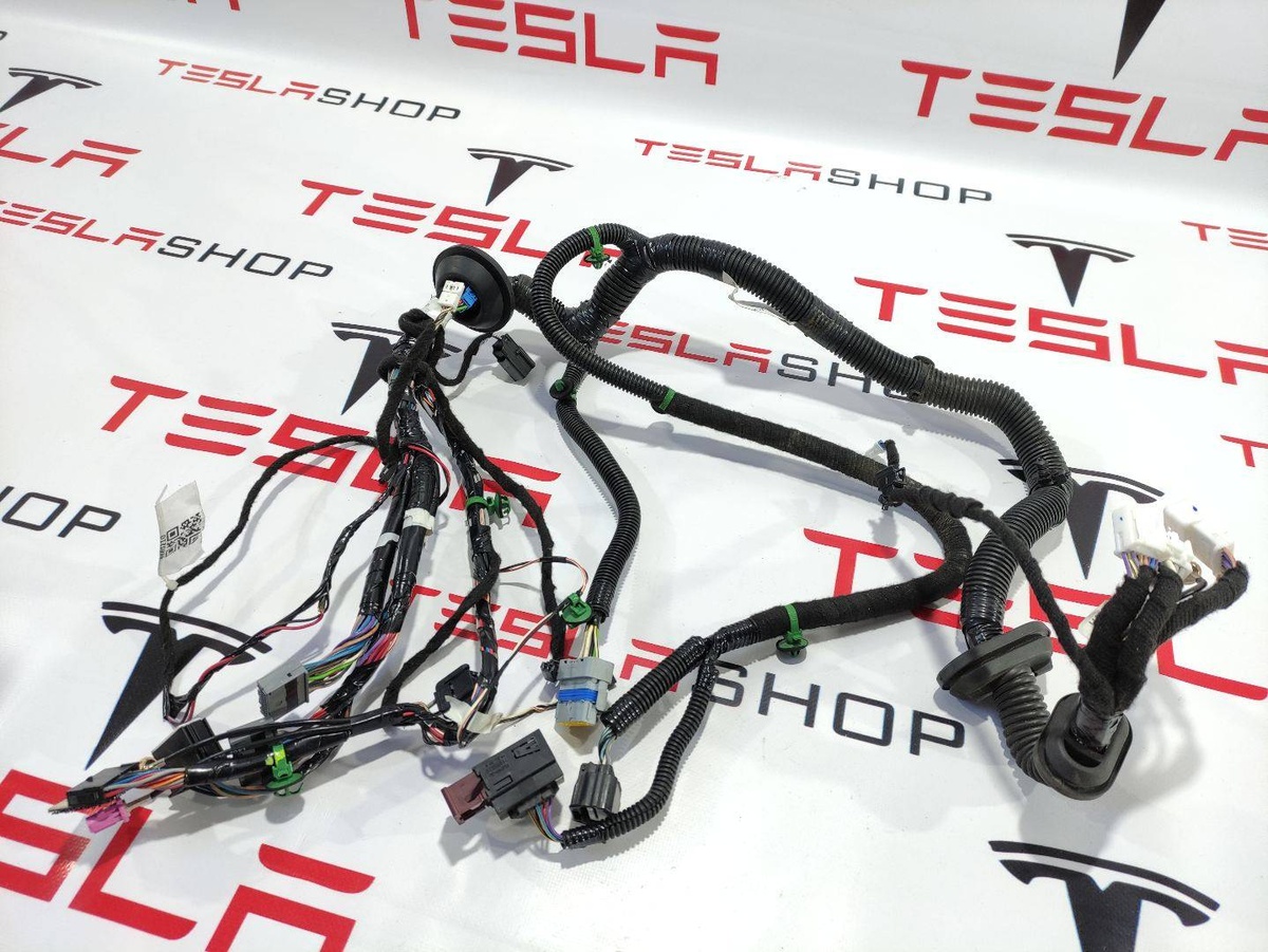 Проводка двери к Tesla Model S 2015