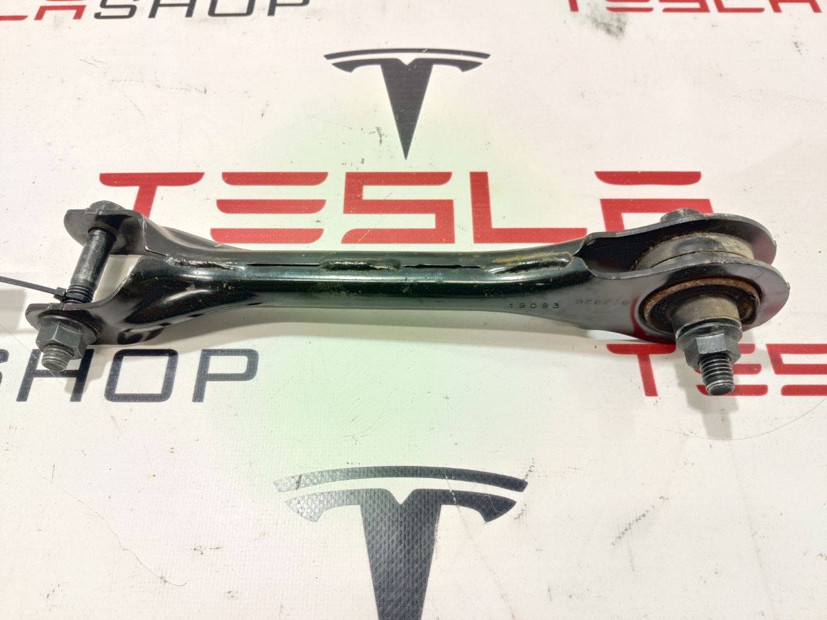 Рычаг задний к Tesla Model 3 2019