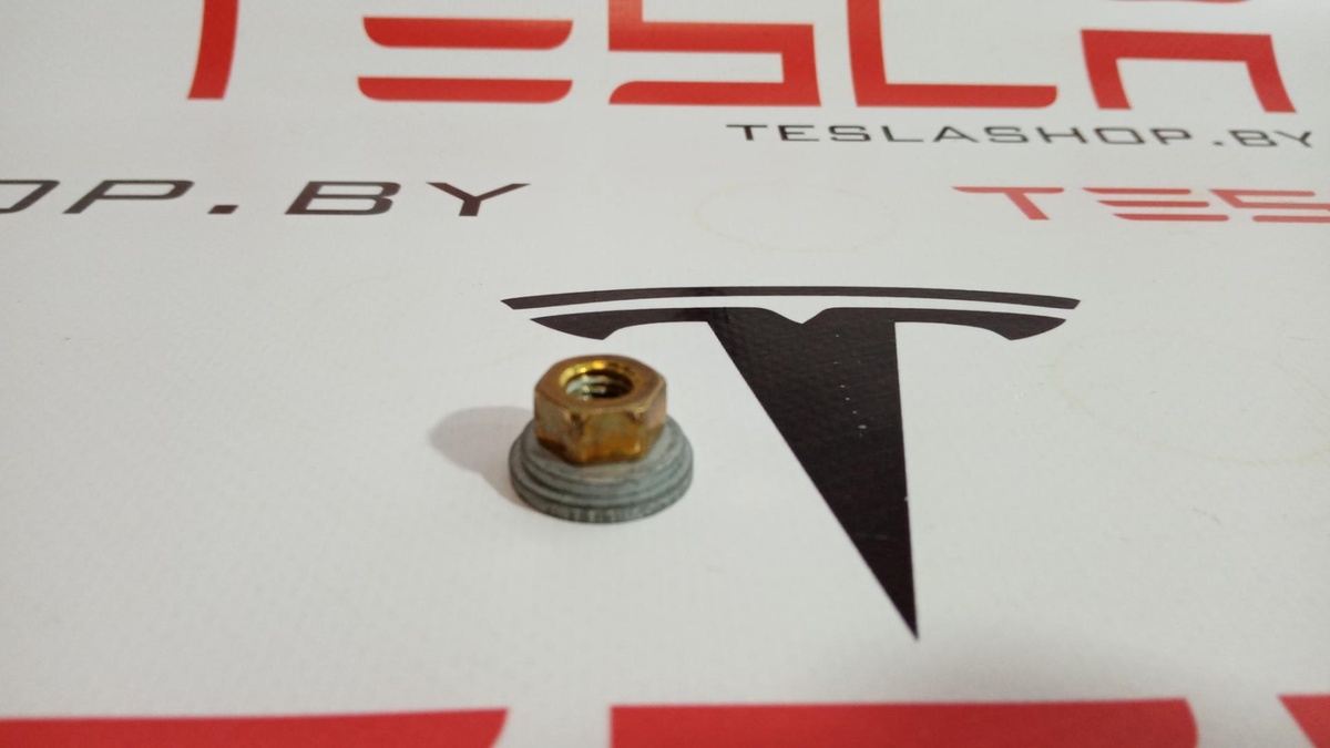 Гайка к Tesla Model 3 2019