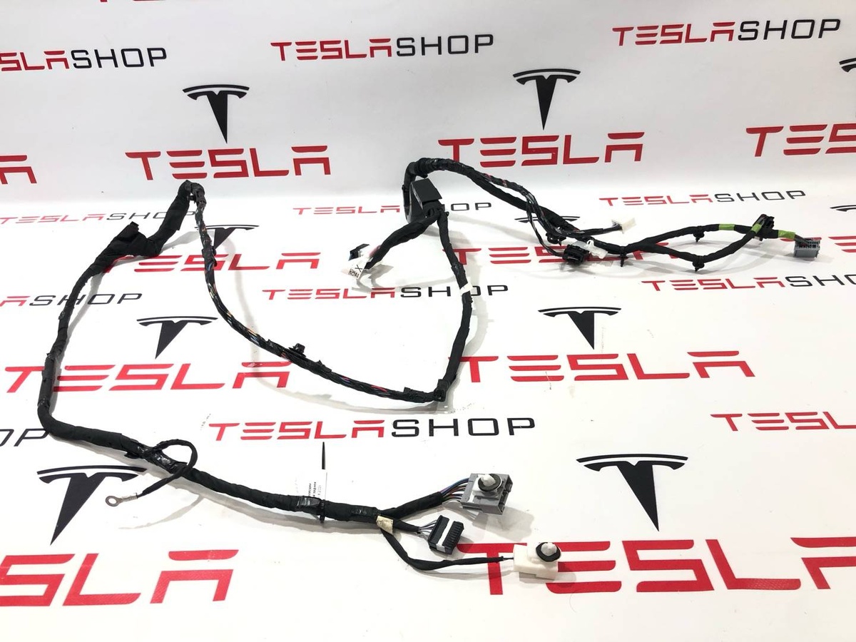 Проводка двери к Tesla Model X 2019