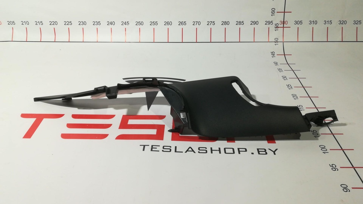 Прочая запчасть к Tesla Model 3 2019