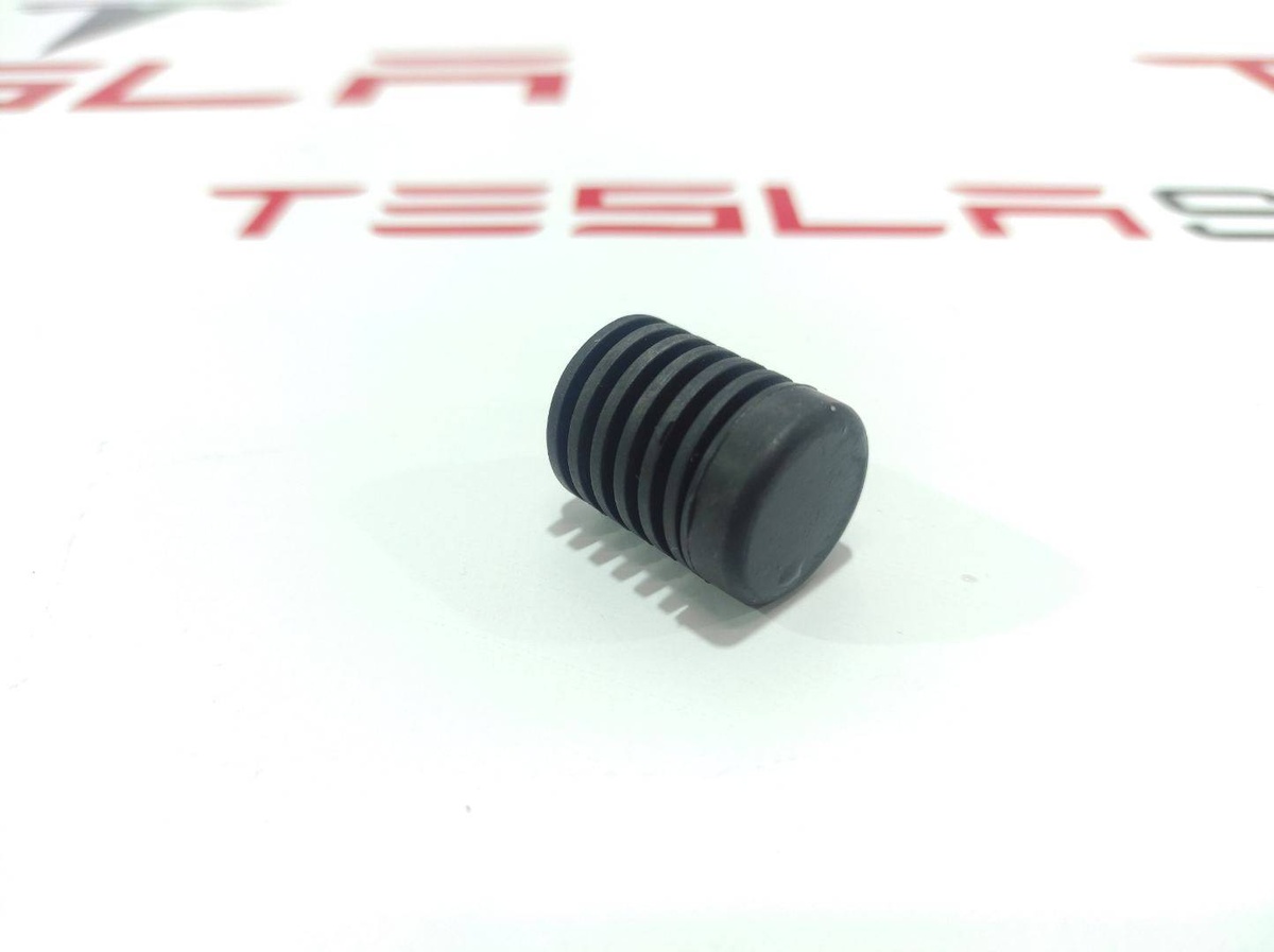 Отбойник капота (демпфер) к Tesla Model X 2019