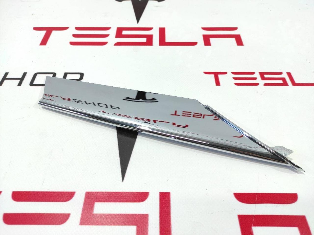 Молдинг бампера переднего к Tesla Model S 2020