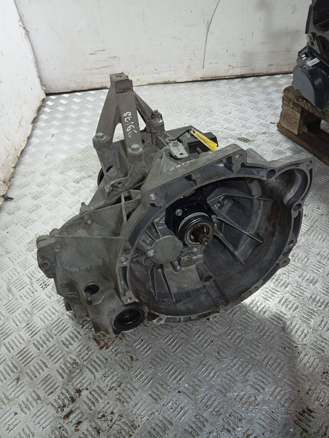 КПП механическая (МКПП) к Ford C-MAX 2009