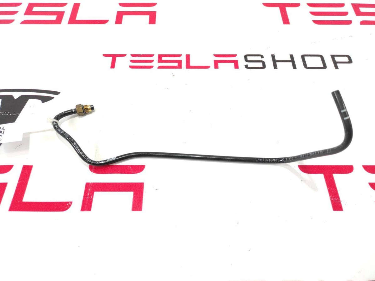 Трубка пневмоподвески к Tesla Model S 2016