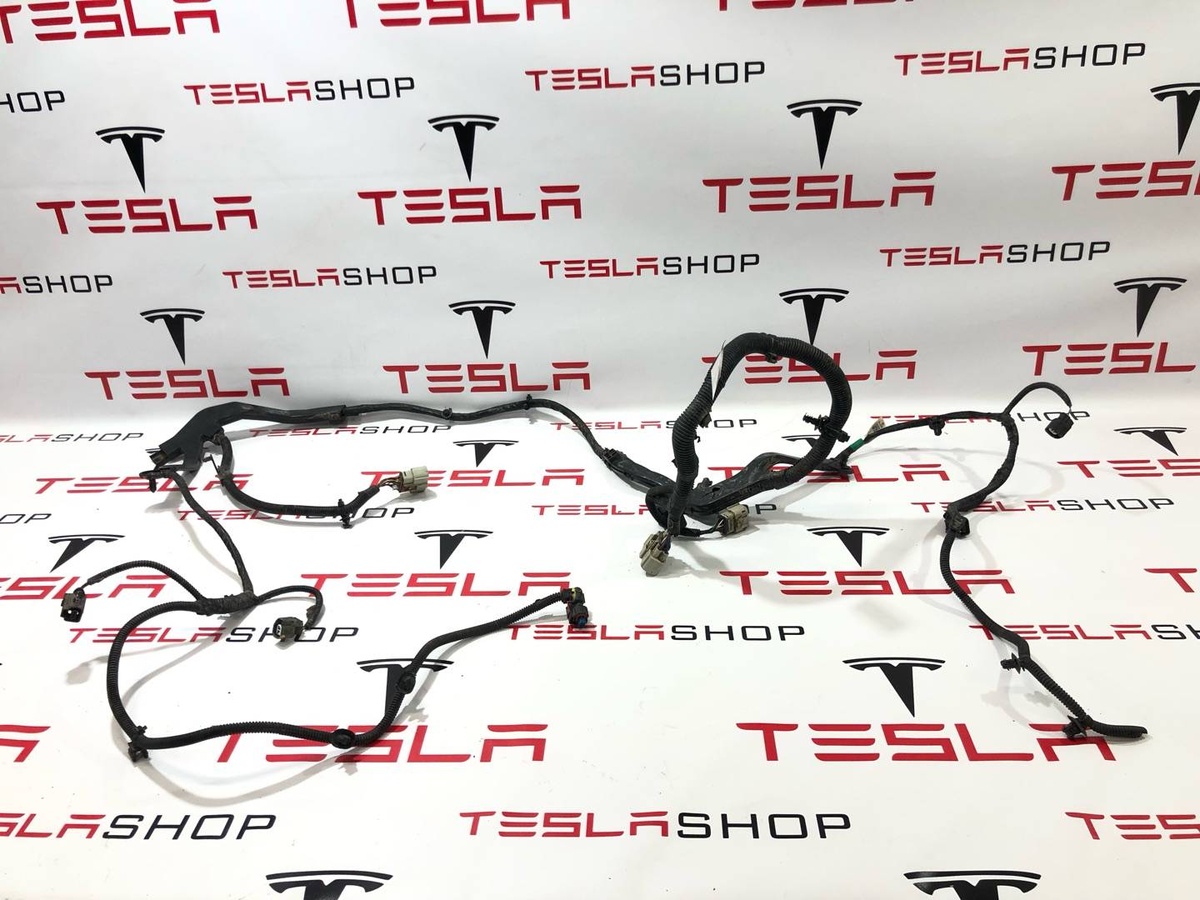 Проводка к Tesla Model X 2018