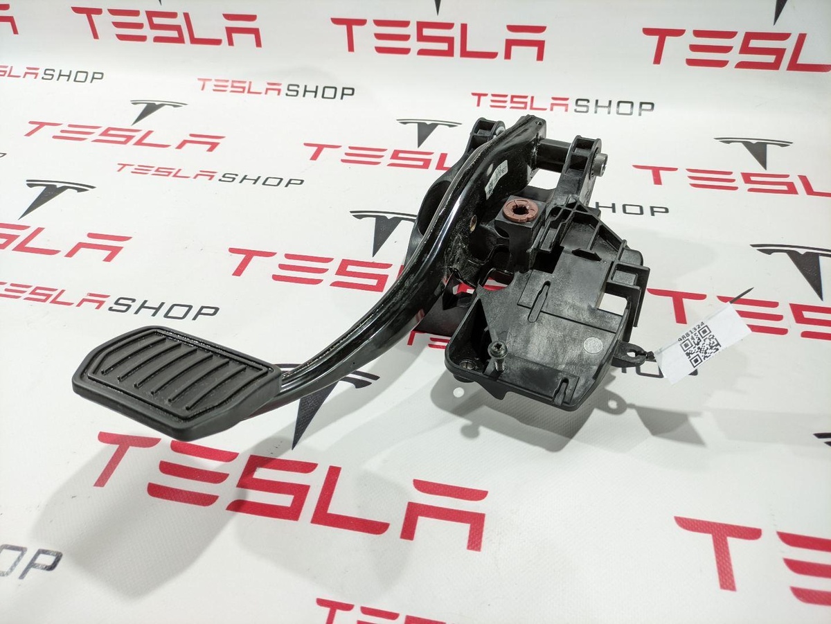 Педаль тормоза к Tesla Model 3 2019