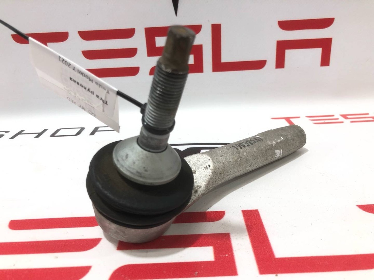 Наконечник рулевой к Tesla Model Y 2021