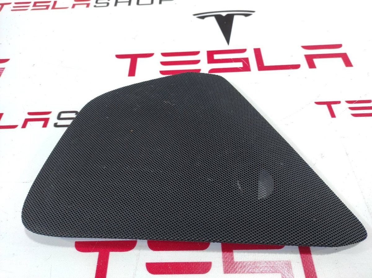 Сетка для динамика к Tesla Model X 2017