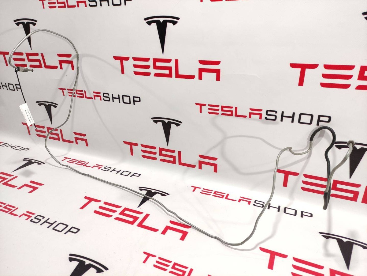Шланг тормозной к Tesla Model 3 2019