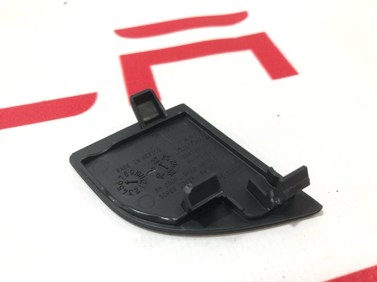 Заглушка к Tesla Model S 2022