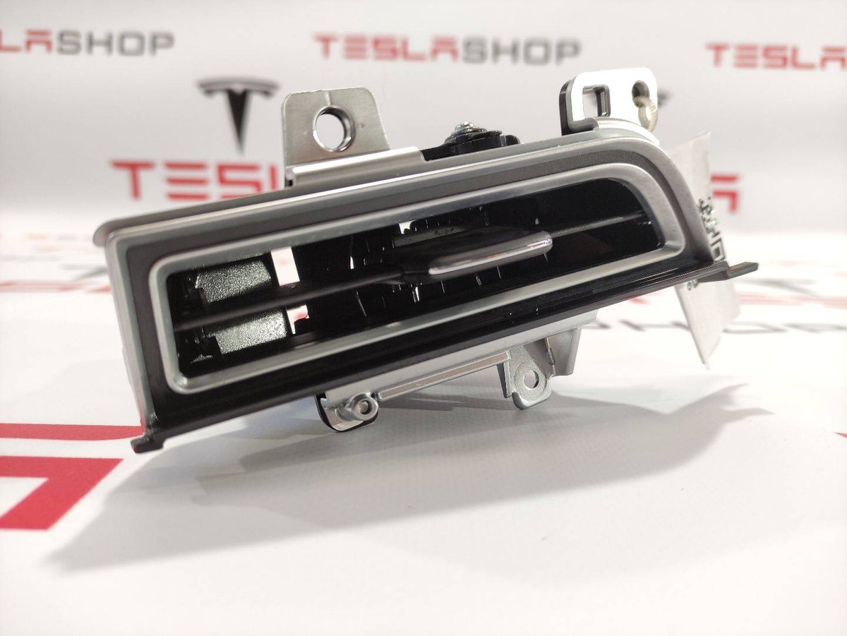 Воздуховод к Tesla Model S 2016