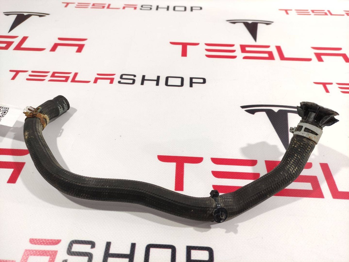 Патрубок к Tesla Model X 2017