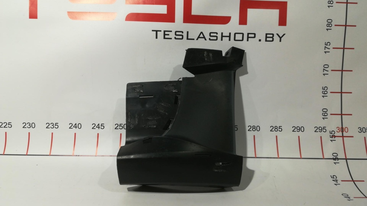 Кронштейн крепления бампера к Tesla Model 3 2019