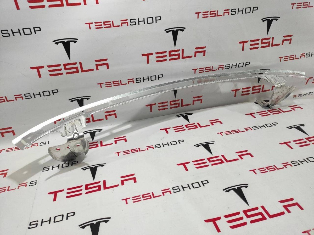 Усилитель бампера к Tesla Model Y 2020