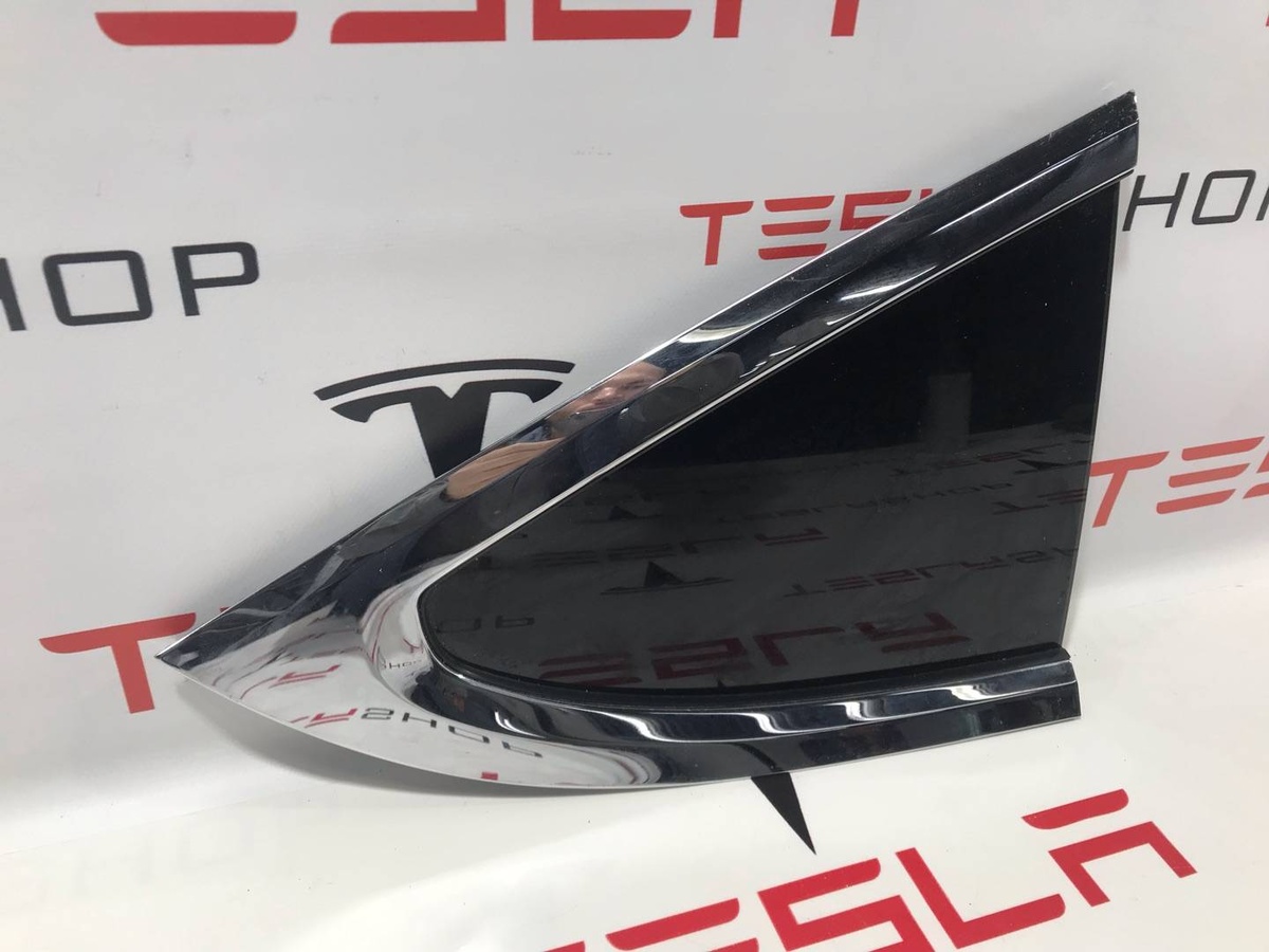 Стекло заднее к Tesla Model X 2017