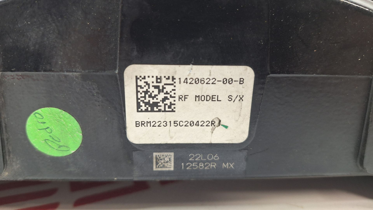 Суппорт передний правый к Tesla Model X 2022
