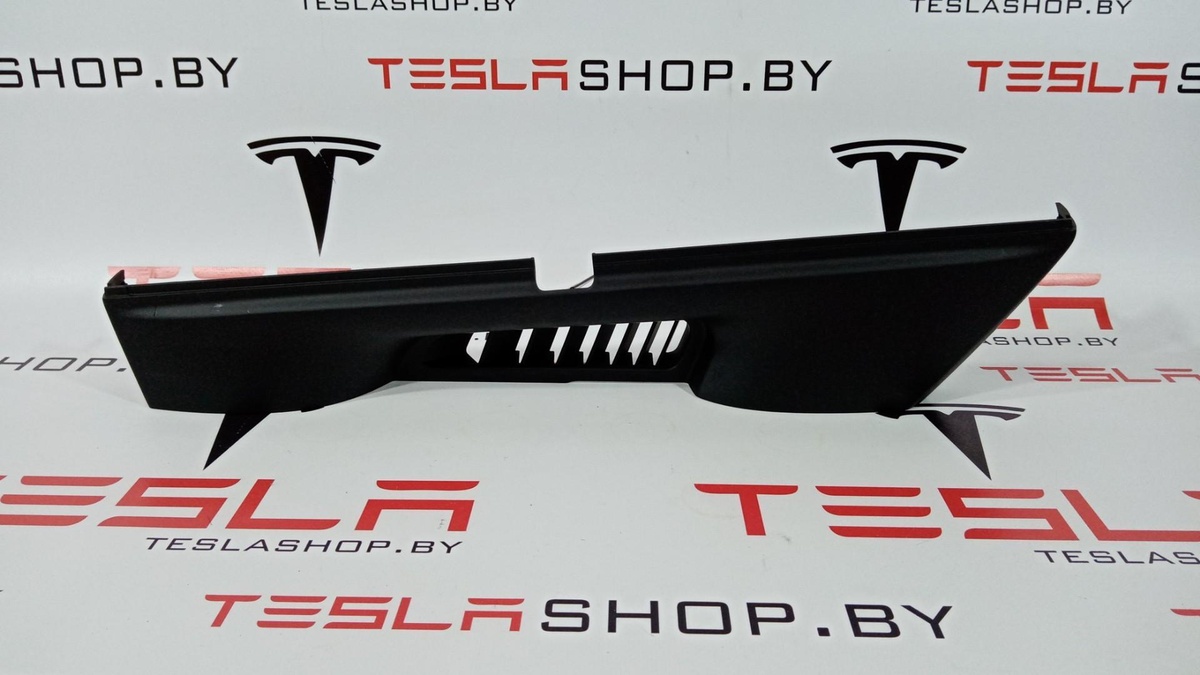 Пластик салона к Tesla Model X 2019