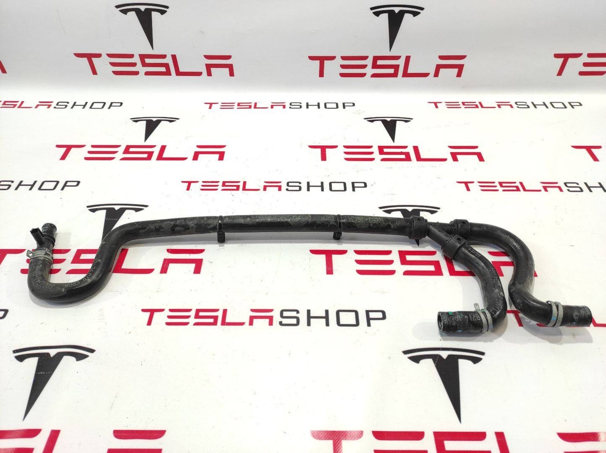 Трубка охлаждающей жидкости металлическая к Tesla Model S 2016