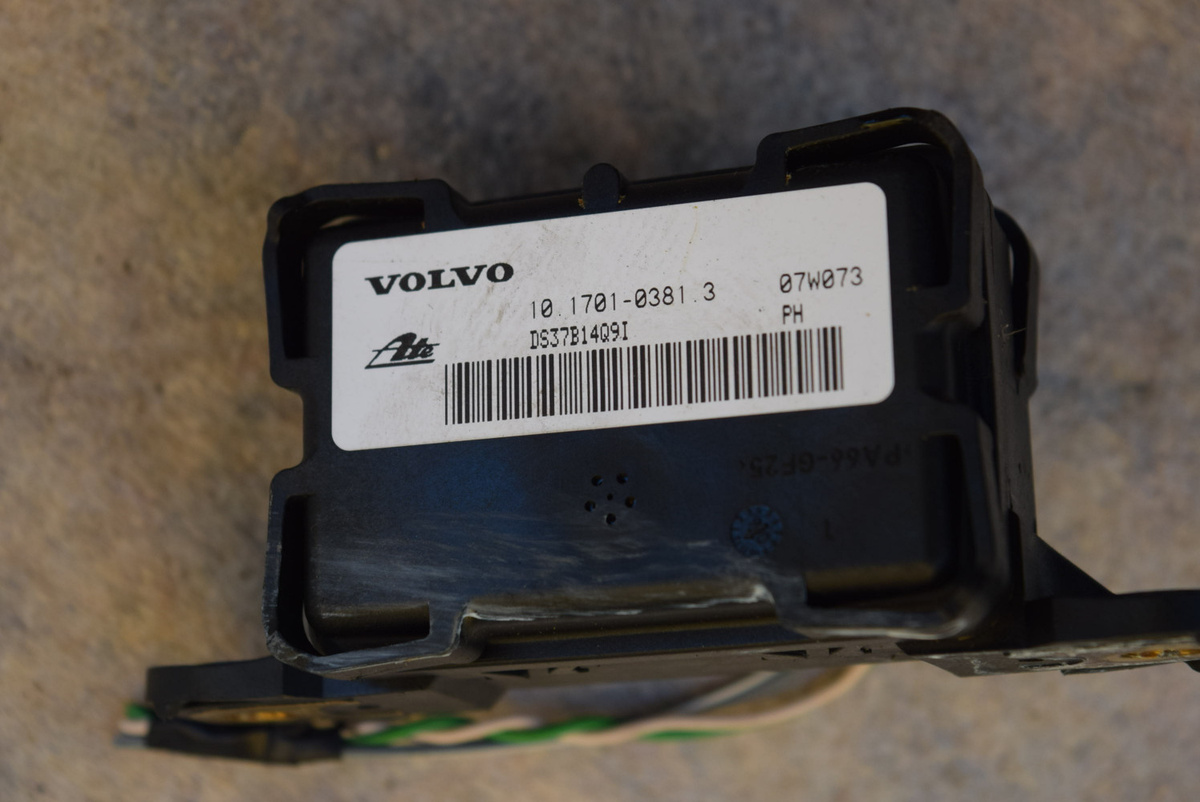 Датчик ускорения к Volvo XC90 2008