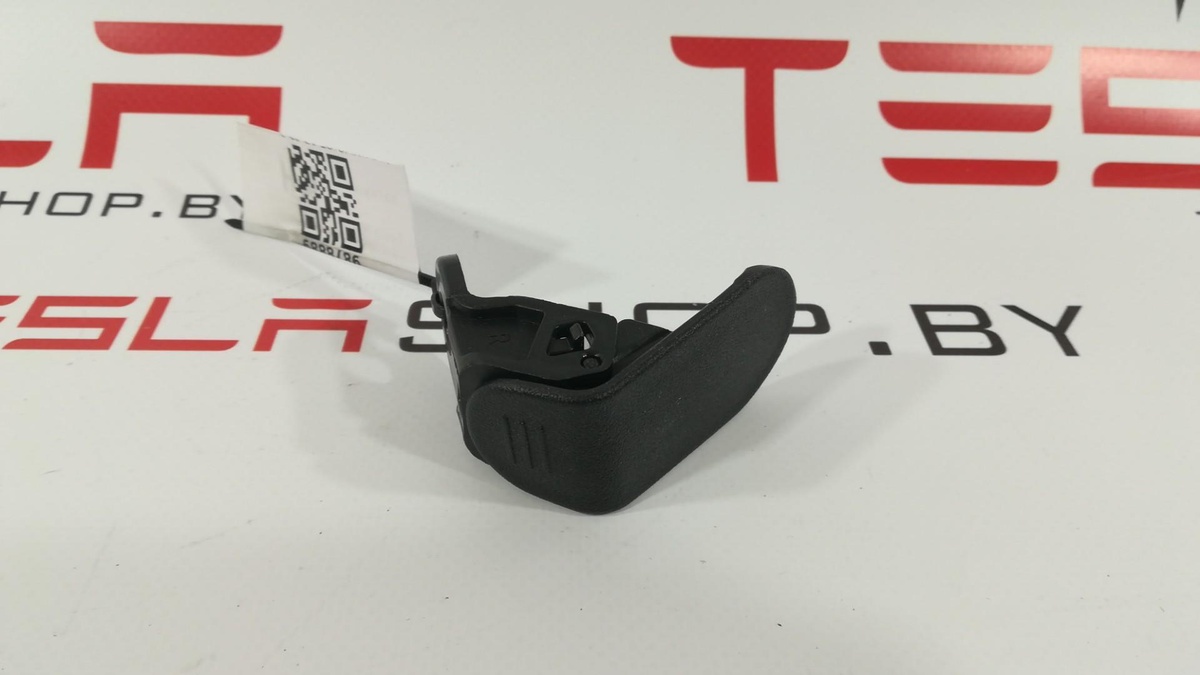 Заглушка к Tesla Model 3 2021
