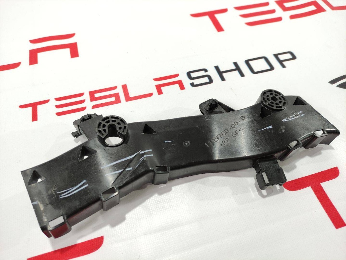 Крепление проводки к Tesla Model S 2018