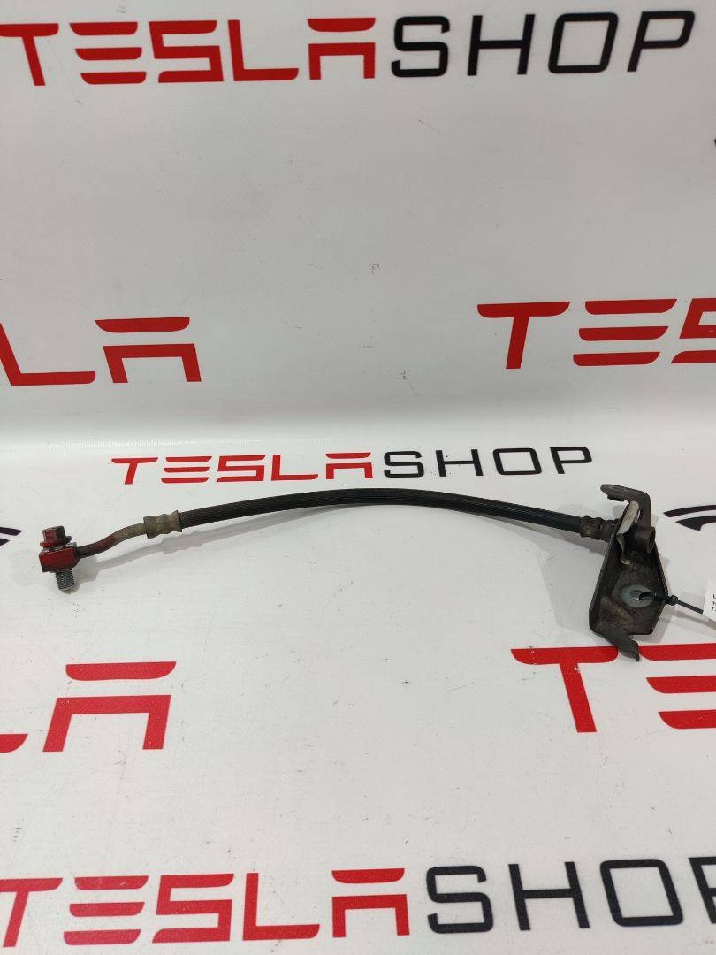 Шланг тормозной к Tesla Model Y 2021
