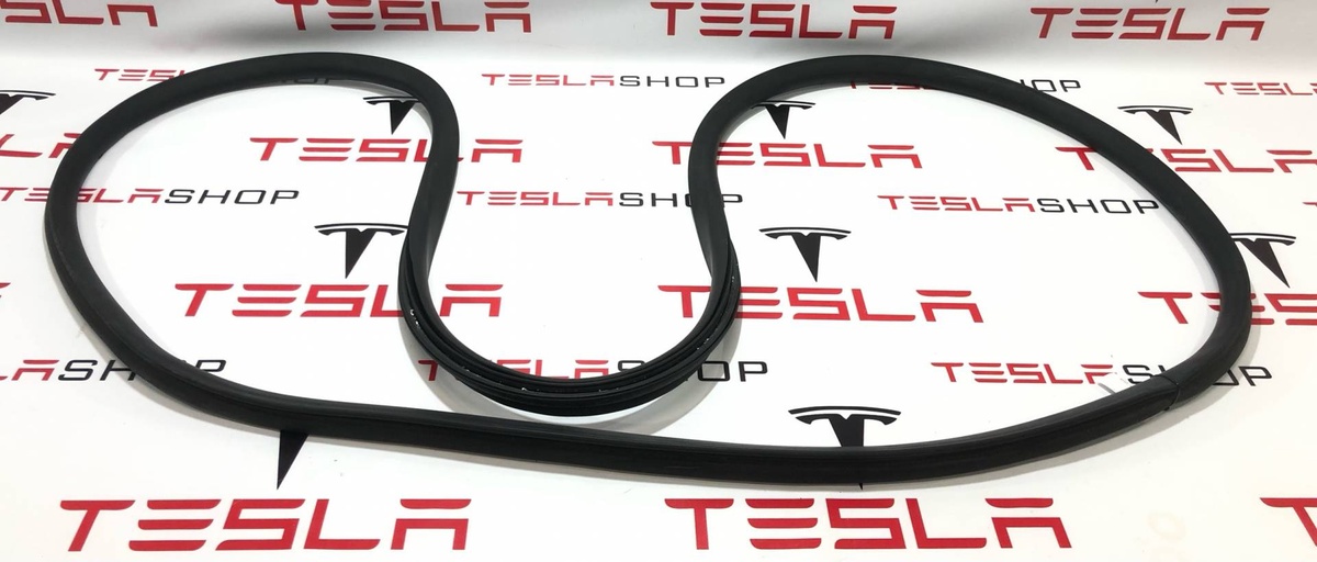 Уплотнитель багажника к Tesla Model S 2018