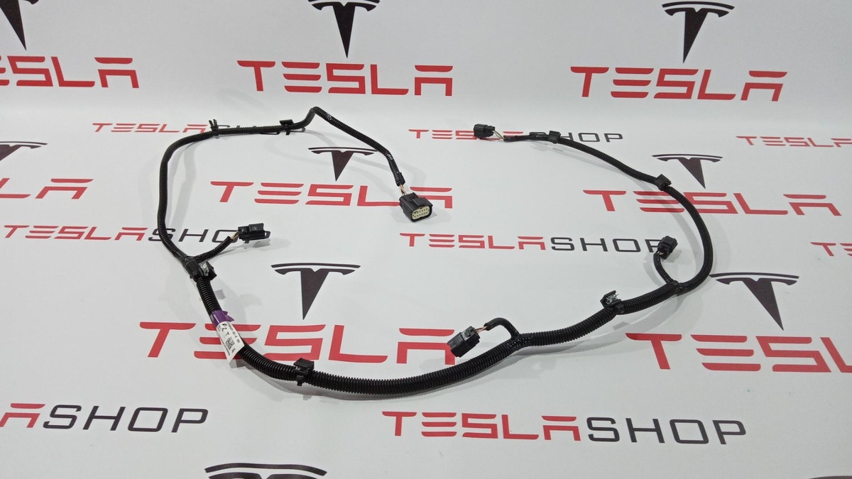 Проводка бампера переднего к Tesla Model S 2014
