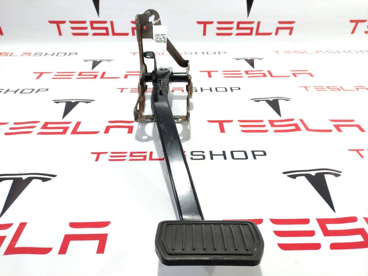 Педаль тормоза к Tesla Model X 2016
