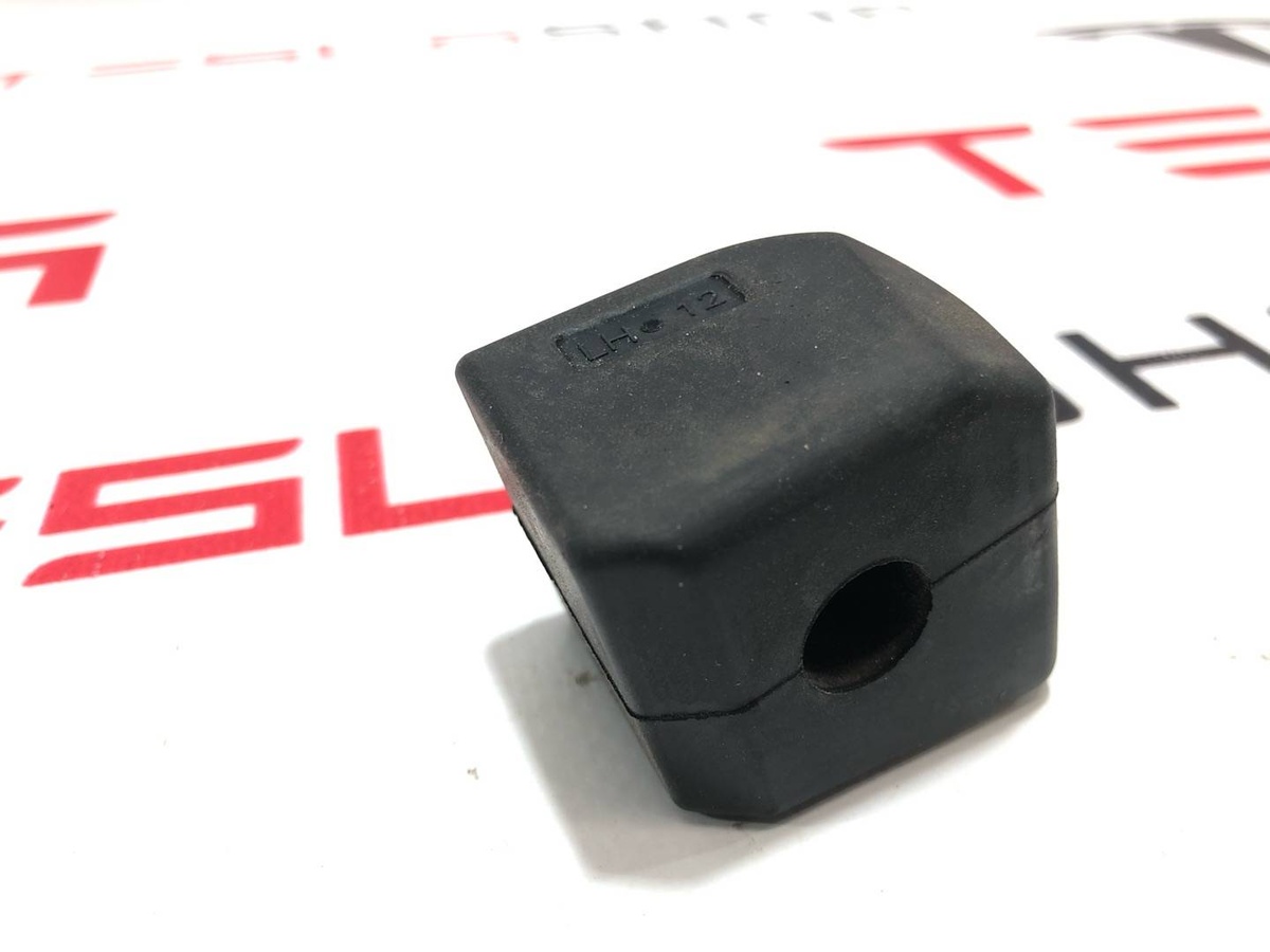 Демпфер к Rivian R1T 2022