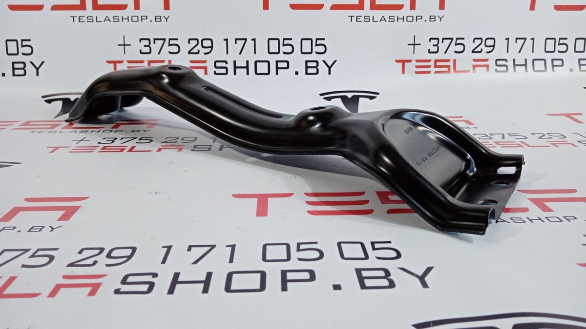 Прочая запчасть к Tesla Model 3 2019